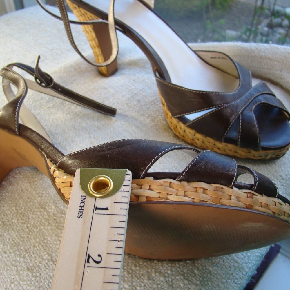 Ann Taylor Brown Rattan Open Toe platform sandals, Size 10 - Picture 8 of 9